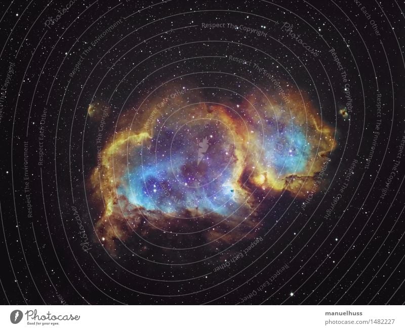The Soul Nebula Wissenschaften Astronomie Astrofotografie Nebel Wolken Weltall Nachthimmel Stern Seelennebel Interstellare Wolke blau gelb orange schwarz