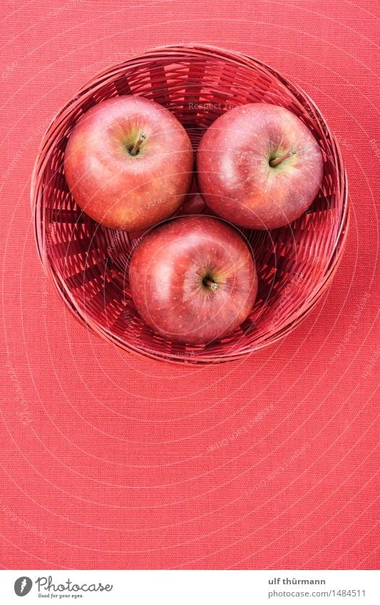 Äpfel Korb Tisch Lebensmittel Frucht Apfel Ernährung Büffet Brunch Bioprodukte Vegetarische Ernährung Diät Fasten Vegane Ernährung Gesundheit Gesunde Ernährung