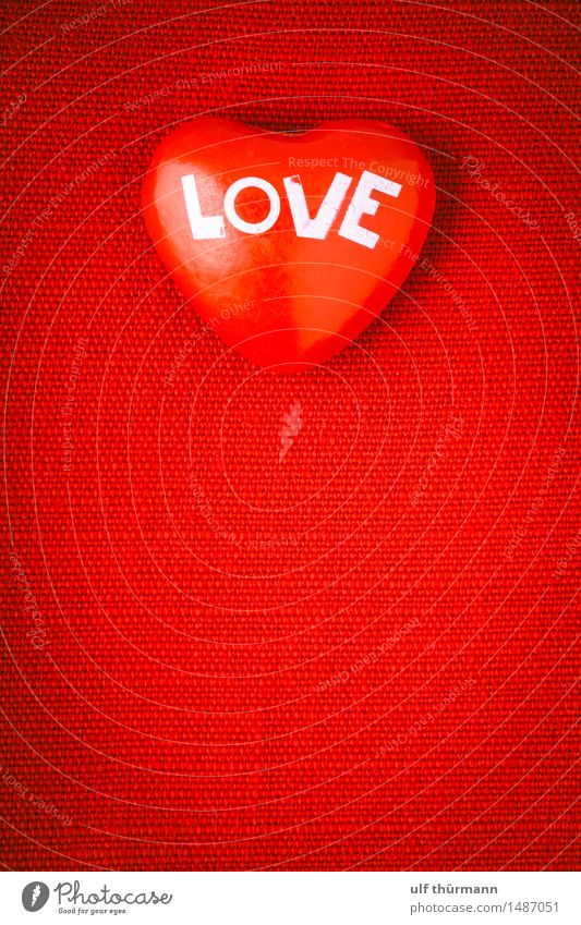 Herz Liebe Valentinstag Zeichen Gefühle Freude Vertrauen Sympathie Freundschaft Zusammensein Verliebtheit Treue Romantik Partnerschaft Farbfoto Innenaufnahme