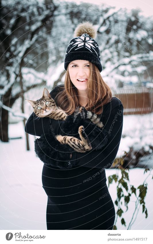 verrückte Katze Mama Lifestyle elegant Stil Freude Leben harmonisch Freizeit & Hobby Spielen Winter Schnee Winterurlaub Feste & Feiern Flirten feminin