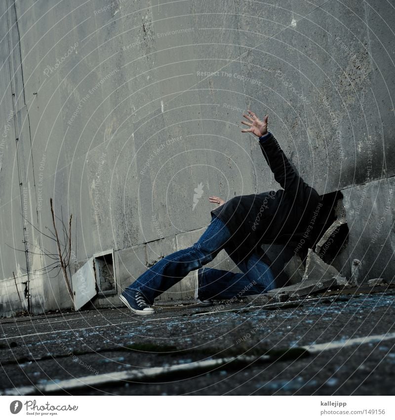 kopfzerbrechen Mensch Mann Silhouette Dieb Krimineller Rampe Laderampe Fußgänger Streifen Schacht Tunnel Untergrund Ausbruch Muster Flucht umfallen Schatten