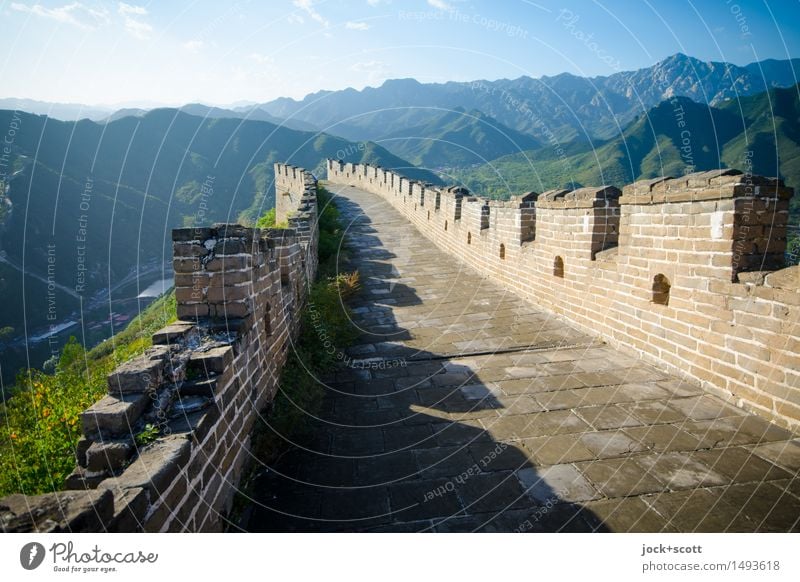 große Mauer Ferne Weltkulturerbe Chinesische Architektur Landschaft Wolkenloser Himmel Schönes Wetter Berge u. Gebirge China Sehenswürdigkeit Wahrzeichen
