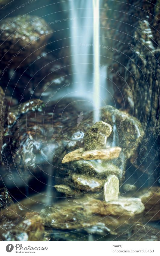 Doppelt nass Leben harmonisch Sinnesorgane Erholung ruhig Urelemente Wasser Steinmännchen Steinmanderl außergewöhnlich Traurigkeit Sorge Müdigkeit fließen