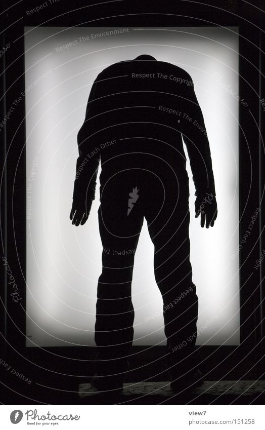 BLN08_kopflos. Silhouette Licht Schatten Nacht dunkel Kontrast Poster Detailaufnahme Hinweisschild Mann Körper Lichterscheinung Arme Beine