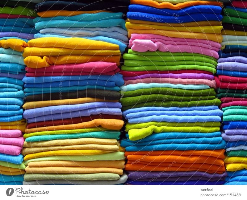 Viele, viele bunte... Dupattas Indien Asien Schal mehrfarbig Farbe exotisch Ferien & Urlaub & Reisen Ladengeschäft verkaufen Regal Bekleidung Sommer Stoff