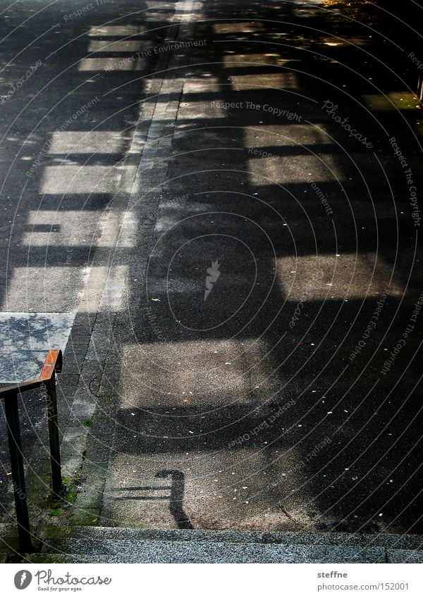 Schnittmuster Schatten Muster Basteln Boden Bürgersteig Fußweg Verkehrswege