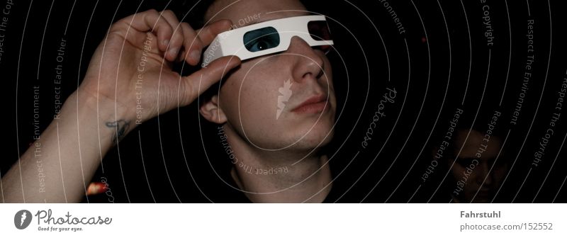 3D-Brille dreidimensional Papier Mann Hand Arme Gesicht Club
