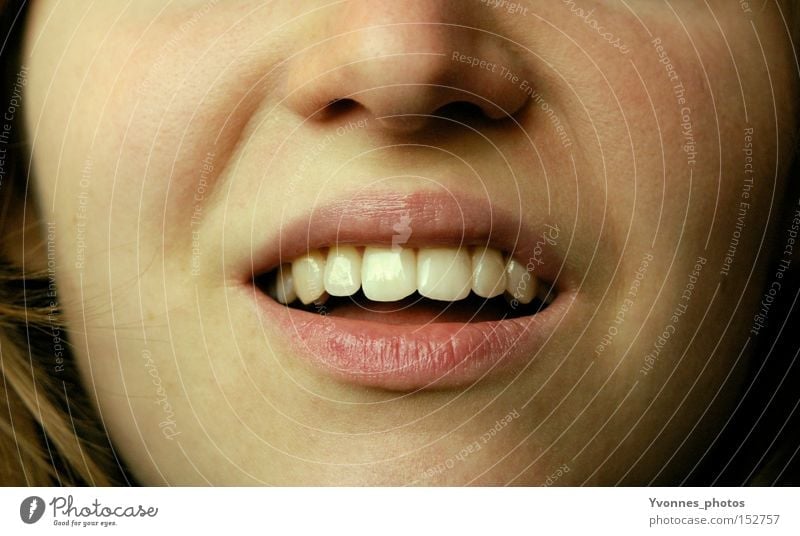 Zähne zeigen Mund Lippen Zahnarzt Gesicht Nase lachen schön