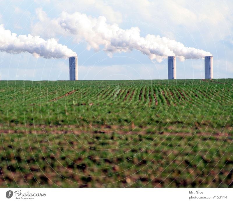 Schornsteinpflanzen Umwelt Umweltverschmutzung ökologisch Landwirtschaft Feld Ackerbau Himmel Wolken 3 Industrie Bioprodukte Stromkraftwerke Klimawandel
