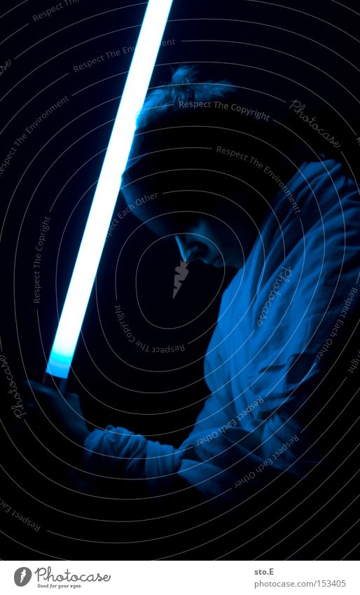 Jedi-Ritter Star Wars Laserschwert Umhang Science Fiction blau Kämpfer Meister Duell Filmindustrie dunkel schwarz Kino Mensch jedi obi-wan kenobi Macht padawan