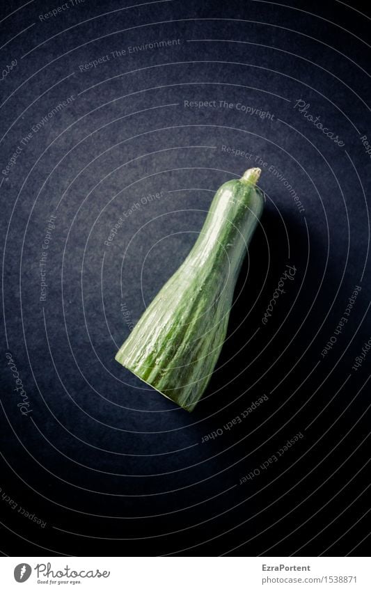 foodphotographyexercise Lebensmittel Gemüse Ernährung Bioprodukte Vegetarische Ernährung Diät Fasten grün schwarz Völlerei gefräßig Genusssucht Werbung