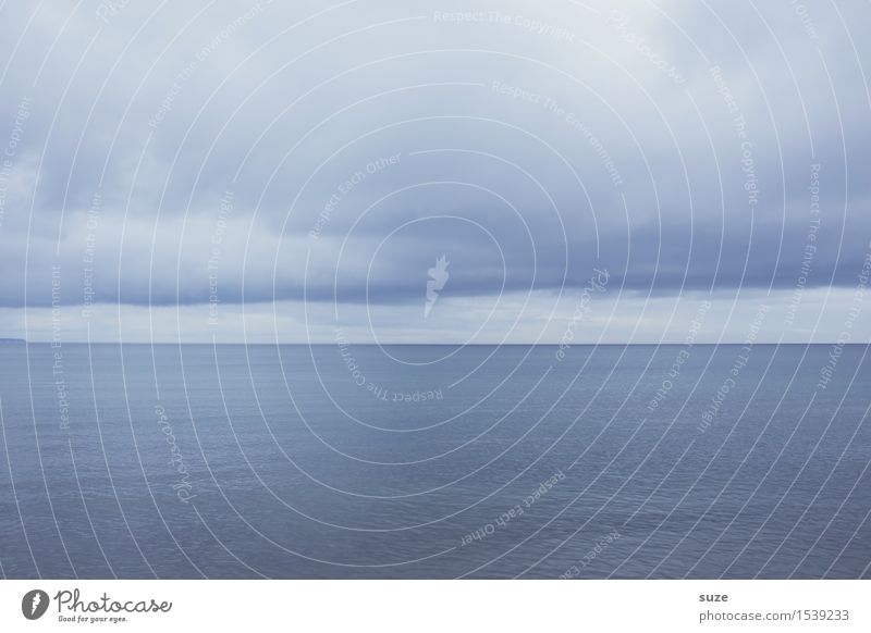 Weit und Breit harmonisch Meditation Umwelt Landschaft Urelemente Luft Wasser Himmel Wolken Horizont Wetter Ostsee Meer einfach kalt maritim weich blau Gefühle