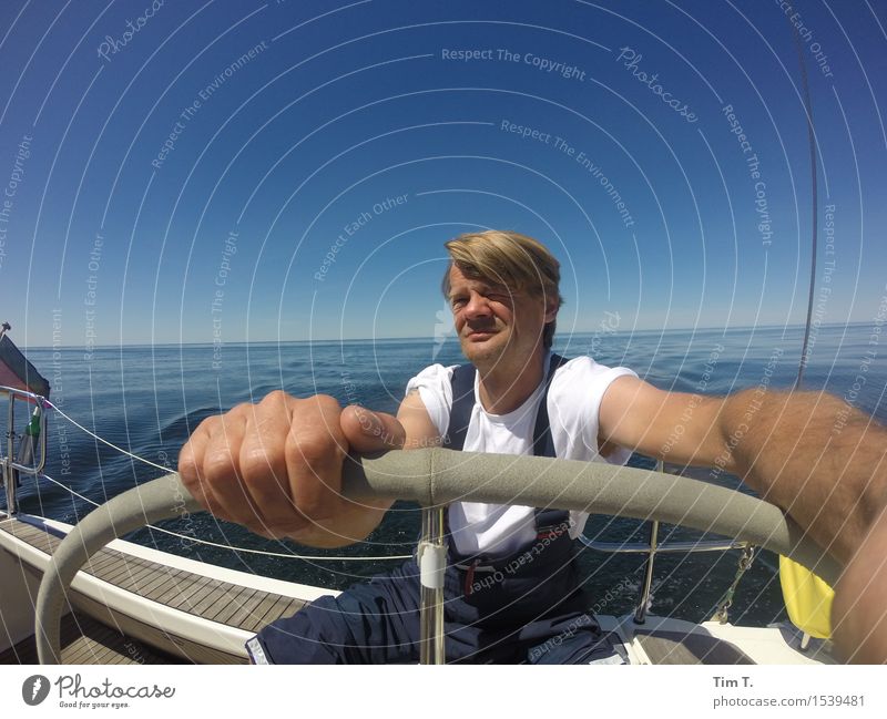 Einhandsegler Mensch maskulin 1 30-45 Jahre Erwachsene träumen Segeln Selfie Tim Ruder Ostsee Meer Farbfoto Außenaufnahme Tag