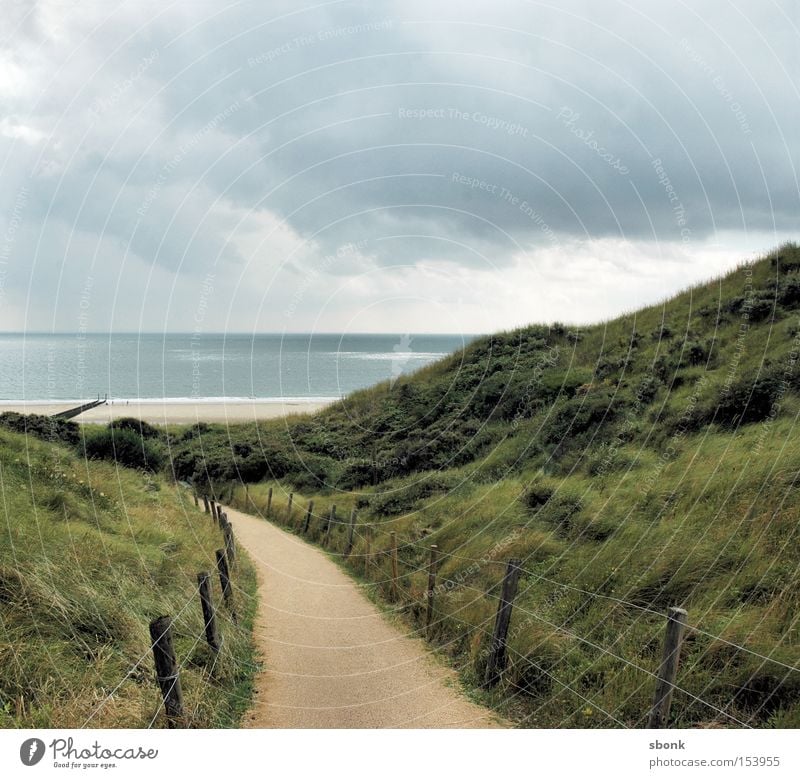 hier und jetzt Strand Meer See Wolken Regen Wetter Sturm Wege & Pfade Zaun Niederlande Schatten