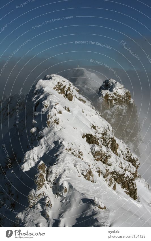 500 - - - - - Endlich über den Berg ! Berge u. Gebirge Allgäu Wolkenhimmel Nebel blau Stein Gipfel Winter weiß Bergsteigen Schnee Alpen Spitze Eis