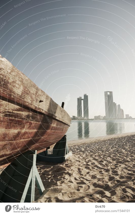 Strand von Abu Dhabi Ferien & Urlaub & Reisen Tourismus Ferne Städtereise Landschaft Sand Luft Wasser Himmel Wolkenloser Himmel Sonne Klima Schönes Wetter Wärme