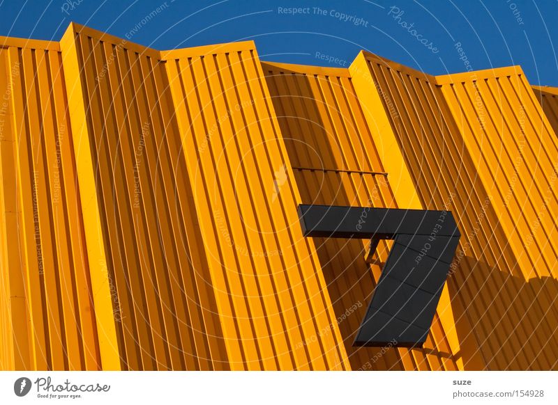 Verflixte 7 Lifestyle Stil Design Glück Architektur Metall Ziffern & Zahlen Linie Streifen eckig einfach schön einzigartig verrückt blau orange schwarz