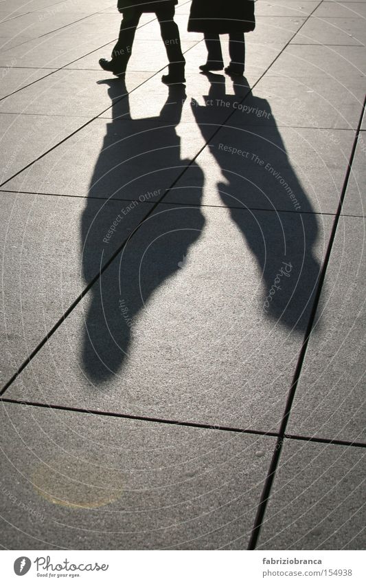 Schatten Licht Mensch Fliesen u. Kacheln Paris Frankreich Bodenbelag Fuß laufen