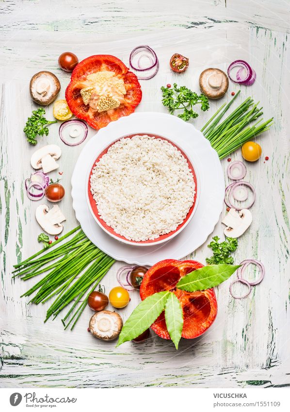 Risotto Reis mit Gemüse und Zutaten Lebensmittel Salat Salatbeilage Getreide Kräuter & Gewürze Ernährung Mittagessen Abendessen Büffet Brunch Festessen