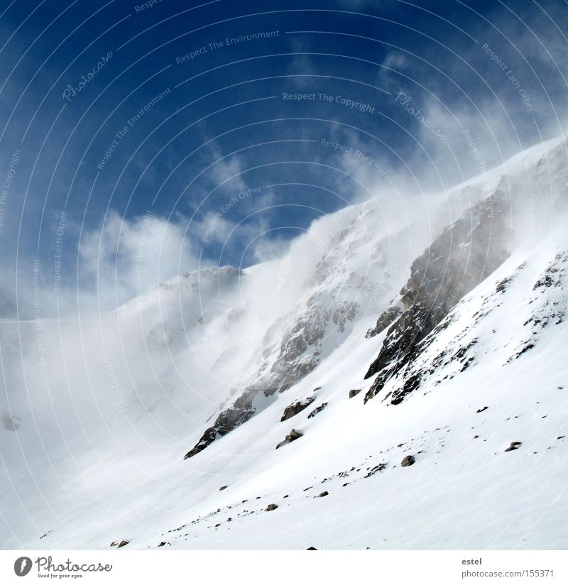 Schneewehen II Alpen Österreich Schneefall kalt weiß blau Skipiste Wind Nebel Berge u. Gebirge Gletscher Stein Wolken Winter