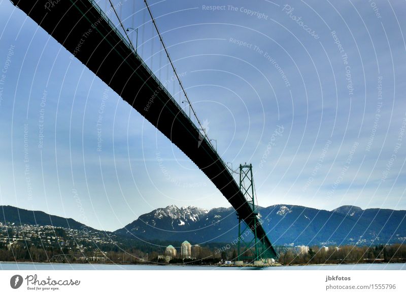 Lions Gate Bridge Umwelt Natur Landschaft Felsen Berge u. Gebirge Meer Pazifik Bauwerk beobachten First Narrows Bridge Vancouver Brücke Verbindung erobern