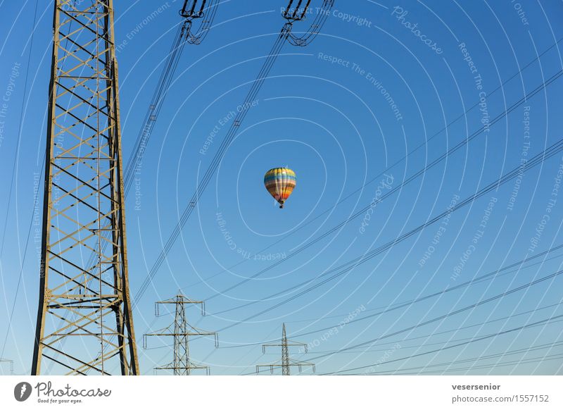 immer schön oben bleiben nr.1 Abenteuer Sommer Energiewirtschaft Ballone entdecken fliegen bedrohlich frei blau Optimismus Verantwortung achtsam Wachsamkeit