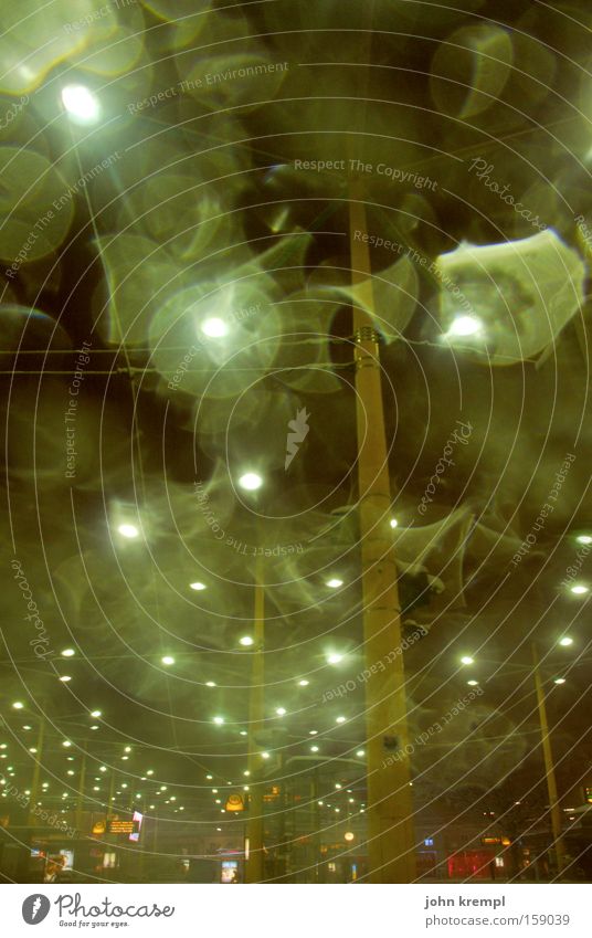 aladdin und die wunderlampe Licht grün Laterne Laternenpfahl Straßenbeleuchtung Platz Stadt Schnee Spinnennetz Beleuchtung Lichterscheinung Verkehrswege Winter
