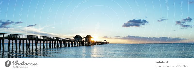 Das Pier Ferien & Urlaub & Reisen Sommer Strand Meer Wellen Umwelt Natur Wasser Himmel Horizont Sonnenaufgang Sonnenuntergang Schönes Wetter Küste blau türkis