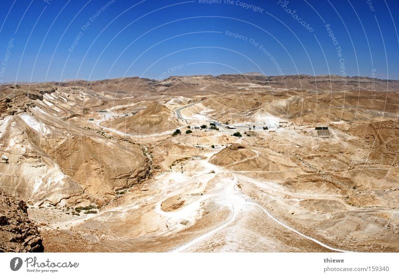 Massada Wüste Sand trocken heiß Hügel Rampe Ferne leer Dürre karg braun Stein Staub Panorama (Aussicht) Erde groß