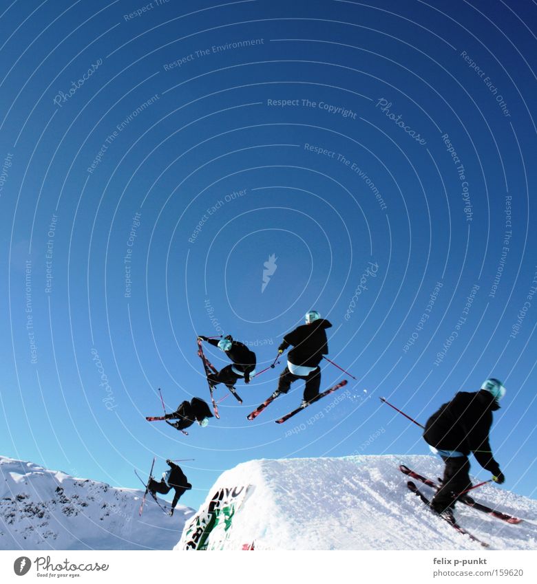 Kirschbaum battle Winter Schnee Sport Skifahren Skier Mensch maskulin Junger Mann Jugendliche 18-30 Jahre Erwachsene Schönes Wetter drehen springen Freestyle