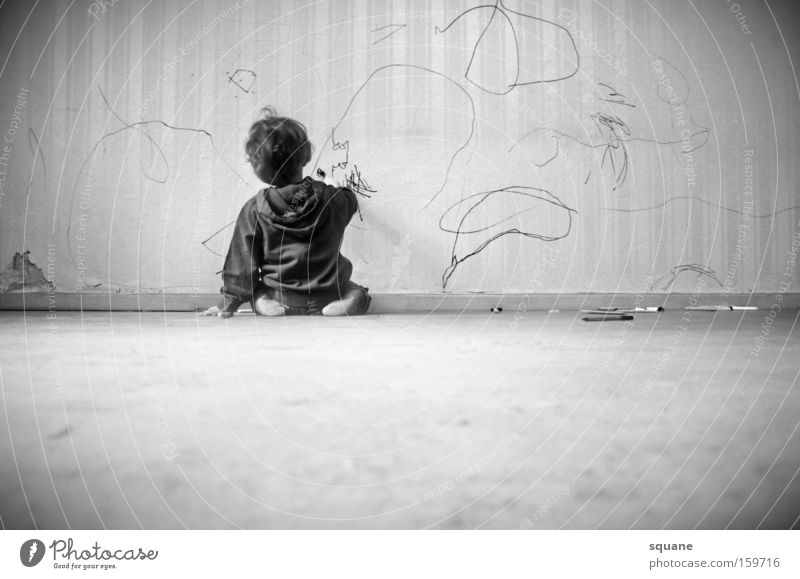 little michelangelo Gemälde Wand Vandalismus beschmutzen Tapete Kind Kleinkind Schreibstift üben lernen Kontrolle ungehorsam Kindererziehung Konzentration