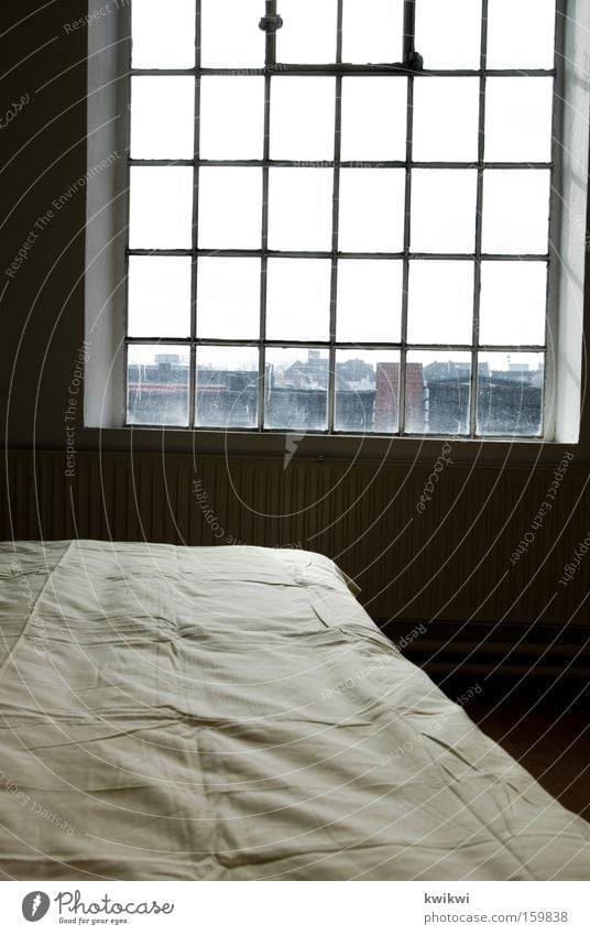 [HB 09.1] - schlafzimmer Bett Fenster schlafen Aussicht Bettdecke Decke Wand Raum Örtlichkeit Schlafzimmer Örtlichkeiten räumlich