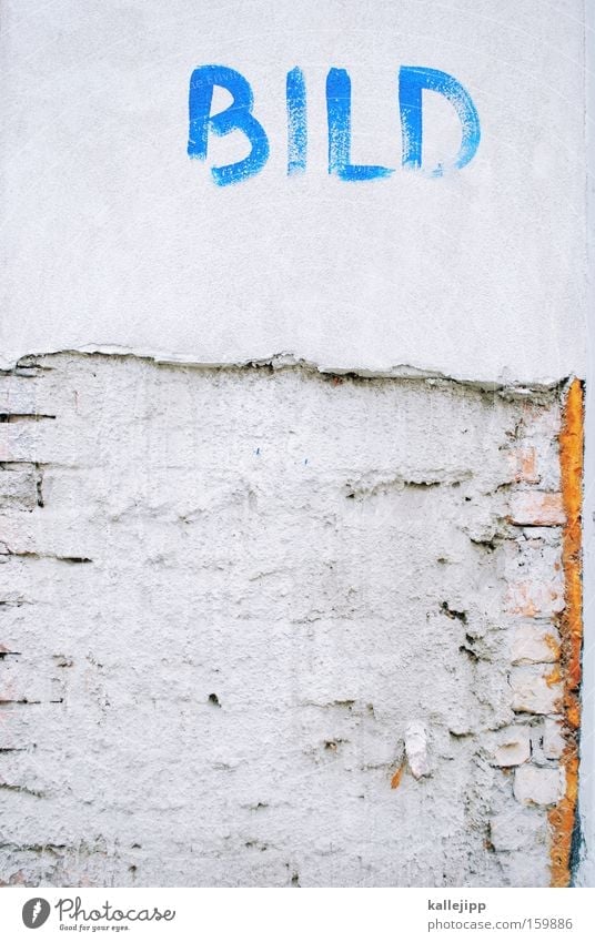 zeitungslayout Bild Graffiti Schriftzeichen Schriftstück Farbe blau Wand Platzhalter Grafik u. Illustration Design Zeitung Wandmalereien abwrackprämie headline