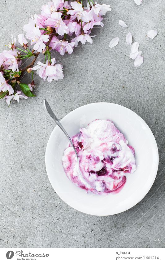 Kirschzeit Lebensmittel Joghurt Milcherzeugnisse Frucht Ernährung Vegetarische Ernährung Diät Schalen & Schüsseln Gesunde Ernährung frisch Gesundheit rosa