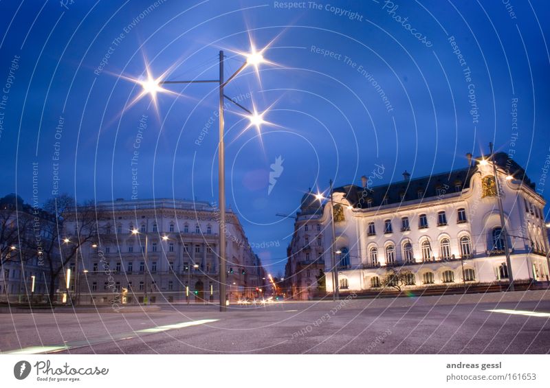 französische botschaft wien Verkehrswege Franzosen Botschaft Wien Langzeitbelastung Lampe Reflexion & Spiegelung HDR blau Himmel