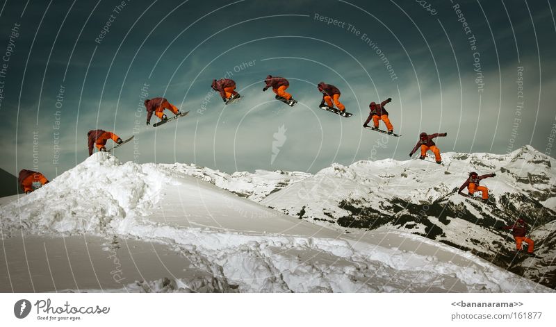 Fly away Snowboarding Schnee Alpen Winter fliegen Trick Sport Aktion Stil Panorama (Aussicht) Reihe Funsport Extremsport BS 180 Powder Airtime groß