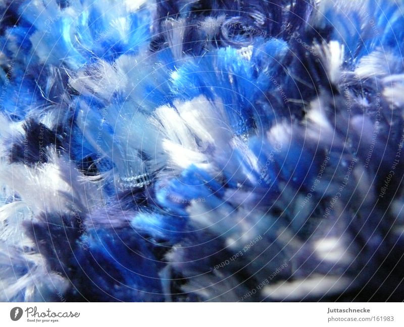 Flauschi weich kuschlig Schal blau gestrickt Wärme Plüsch Streicheln Weichspüler Lieblingsstück Winter Bekleidung Nähgarn plüschig streichelweich Juttaschnecke