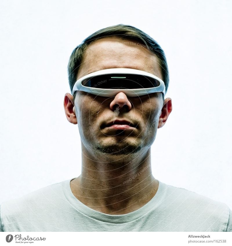 cyclops Porträt Brille Sonnenbrille außerirdisch fremd fantastisch exotisch Star Trek Techno Mode trendy schön Mann zyklop in Jugendliche
