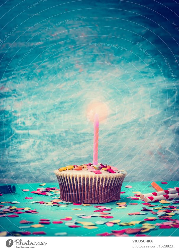 Cupcake mit Kerze zum Geburtstag Kuchen Dessert Ernährung Stil Design Party Feste & Feiern retro Muffin Geschenk Konfetti Dekoration & Verzierung türkis