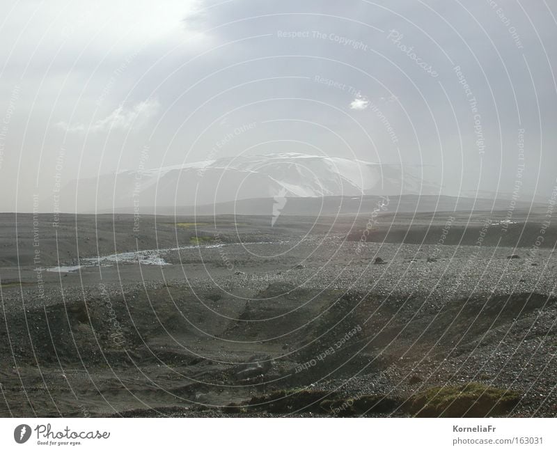Sandsturm Island grau Nebel Gletscher Wüste Lavawüste Wüstenfluss Sprengisandur Hofsjökull