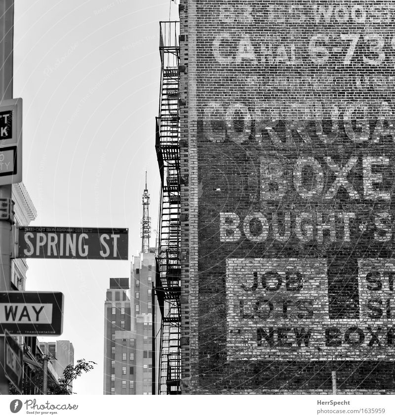 Spring Street New York City Manhattan Stadt Stadtzentrum Skyline Haus Bauwerk Gebäude Architektur Mauer Wand Schriftzeichen eckig historisch Werbung