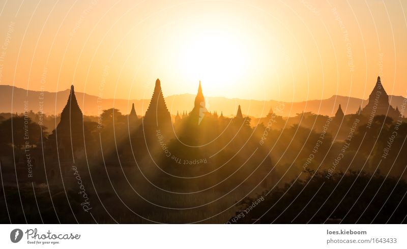 Bagan sunset Ferien & Urlaub & Reisen Religion & Glaube Myanmar world temple spiritual Hintergrundbild Sonnenuntergang architecture ancient sunrise pagoda