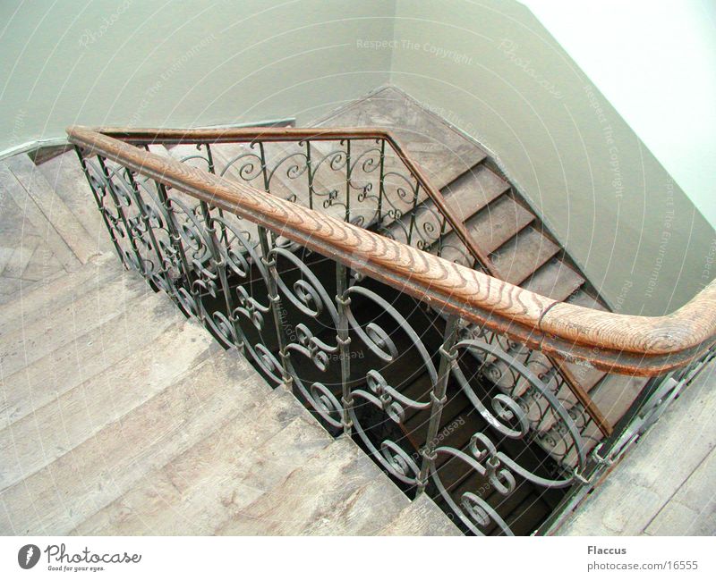 Treppenhaus Treppengeländer Schnörkel Häusliches Leben