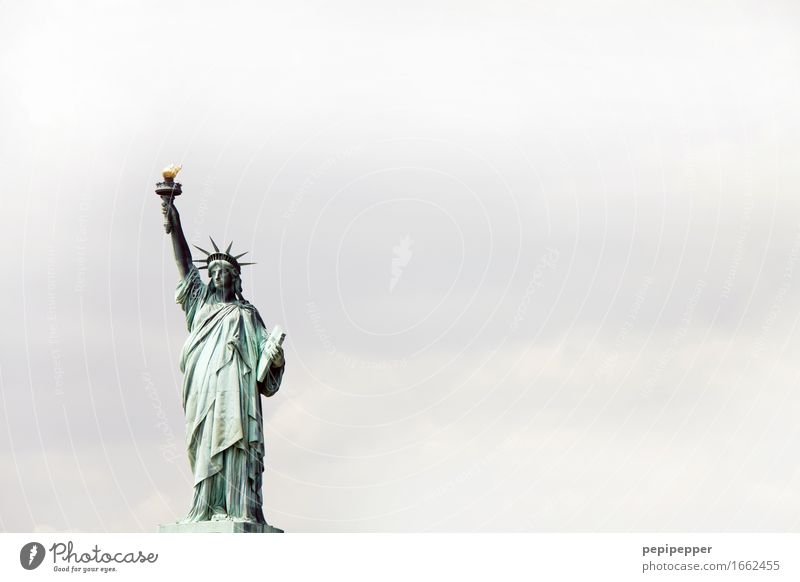 Armleuchte Ferien & Urlaub & Reisen Tourismus Ausflug Städtereise feminin Frau Erwachsene Körper 1 Mensch Skulptur New York City Amerika USA Stadt