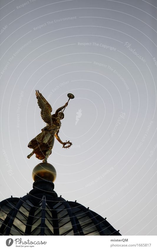 Dresden IV Kunst Kunstwerk ästhetisch Engel Engelstrompete historisch beeindruckend Dach himmlisch Gold Glaube Hoffnung Fröhlichkeit Blick nach oben Farbfoto