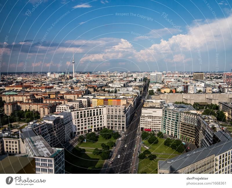 Berliner Fernsehturm mit Leipziger Platz berlin berlinerwasser derProjektor dieprojektoren farys joerg farys ngo ngo-fotograf Starke Tiefenschärfe Kontrast