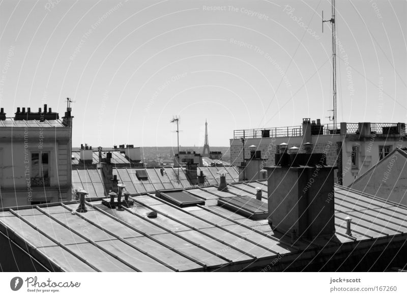 Dachorganisation in Paris Städtereise Wolkenloser Himmel Horizont Hauptstadt Schornstein Antenne Sehenswürdigkeit Wahrzeichen Tour d'Eiffel Strukturen & Formen
