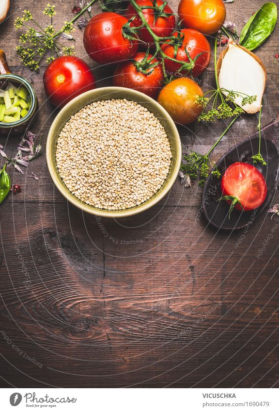 Quinoa und Salat Zutaten Lebensmittel Gemüse Getreide Kräuter & Gewürze Ernährung Mittagessen Abendessen Festessen Bioprodukte Vegetarische Ernährung Diät