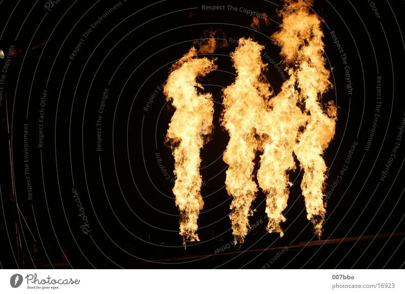 Feuer und Flamme heiß Brand Natur Theaterschauspiel Bühnenshow