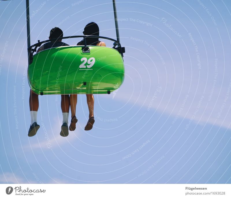 29. Juni Ferien & Urlaub & Reisen Tourismus Ausflug Abenteuer Jahrmarkt Himmel Wolken Hochsitz Schwebebahn Seilbahn Skilift sportlich Höhenangst Flugangst